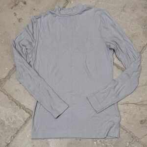 Truth by Republic Light Gray Ribbed long sleeve Shirt Sz M